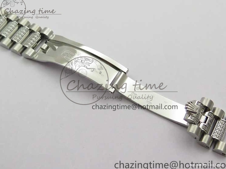 AAA Replica Watches 2682 Bracelet Edition MoistureWicking 36mm Day-Date MOP SS on Dial White President A 128239 Crystal Best SS Crystal Marker BP 1226